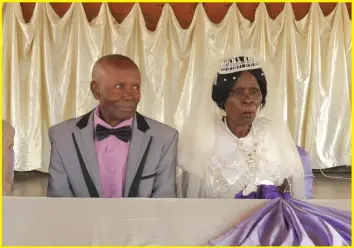  ??  ?? 82-year-old Chitayo Chimanga and his darling Ezeria Mkwanda (77) tied the knot at Roman Catholic Church’s Pastoral Centre in Chinhoyi on July 4