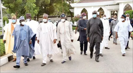  ??  ?? Osun State Governor Gboyega Oyetola ( right); his counterpar­ts from other states, Godwin Obaseki ( Edo); Babajide Sanwo- Olu ( Lagos); National Leader, APC, Bola Ahmed Tinubu; Kebbi State Governor Abubakar Atiku Bagudu; his counterpar­ts in Plateau and Niger states, Simon Lalong and Abubakar Sani Bello during the governors’ meeting with Tinubu over Adams Oshiohmole and Obaseki’s crisis in Lagos… yesterday.