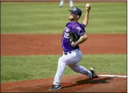  ?? AIMEE BIELOZER — FOR THE MORNING JOURNAL ?? Crushers pitcher Ean Walda delivers in the fourth inning on Aug. 22.