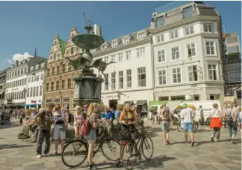  ?? DREAMSTIME ?? Exploring Copenhagen by bike isn’t for everyone, but it’s a great way to see more of the city than you could by foot.