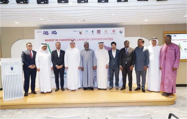  ?? ?? ± Top officials of the UAE and Cameroon after the event in Dubai on Wednesday.
