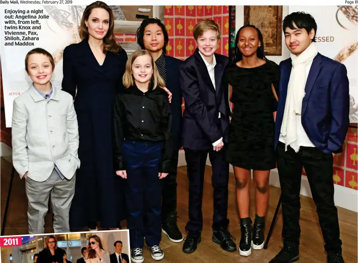  ??  ?? Enjoying a night out: Angelina Jolie with, from left, twins Knox and Vivienne, Pax, Shiloh, Zahara and Maddox