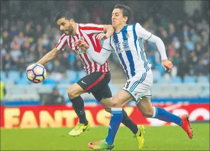  ?? FOTO: MIREYA LÓPEZ ?? Todo un seguro Bóveda es un comodín para Valverde en el trabajo defensivo del equipo, tanto de lateral como de central