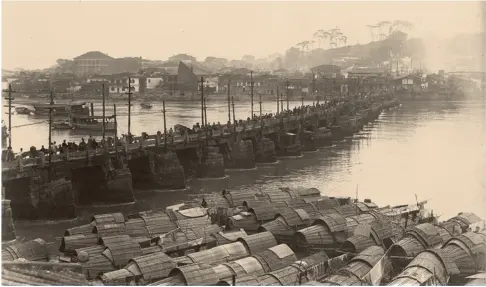  ??  ?? 20世纪20年代，福州万寿桥（资料图）