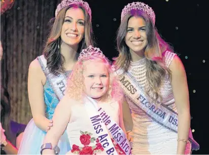  ?? JUNETTE REYES/STAFF ?? Little Miss Arc Broward Saylor Burgoyne with 2017 Miss Florida Teen USA Victoria DiSorbo, and 2017 Miss Florida USA Linette De Los Santos.