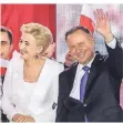  ?? FOTO: IMAGO IMAGES ?? Andrzej Duda am Sonntagabe­nd mit Ehefrau Agata.