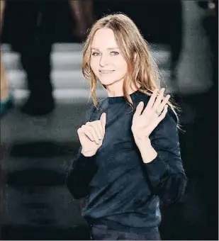 ?? PATRICK KOVARIK / AFP ?? Stella McCartney en la última Semana de la Moda de París