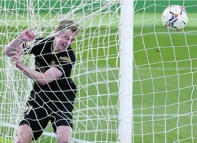  ?? AP ?? De Jong, tras el gol que marcó entrando con el balón a la portería