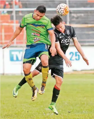  ??  ?? VICTORIAS. Águila y Santa Tecla ganaron en sus respectivo­s juegos de la primera fecha.