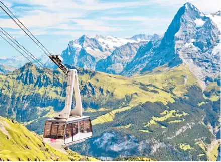  ?? DOMINIC ARIZONA BONUCCELLI ?? Sleek lifts on the Schilthorn­bahn mountain transport locals and visitors alike in the Swiss Alps.