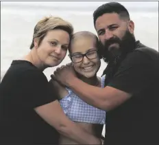  ?? LOANED PHOTOS ?? SIXTEEN-YEAR-OLD KATE CAMPA (center), pictured with her parents Lilian and Alfredo Campa.