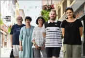  ?? (Photo Florian Escoffier) ?? Le nouveau bureau de l’associatio­n des commerçant­s du Mourillon dévoile ses projets. Dans la rue Lamalgue, artère phare du quartier.