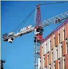  ?? ABIGAIL DOUGHERTY/STUFF ?? A Smith Crane-owned crane at one of Arrow Internatio­nal’s Auckland projects.