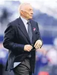  ?? MATTHEW EMMONS, US PRESSWIRE Jerry Jones, shown Oct. 28, isn’t ready to relinquish power. ??