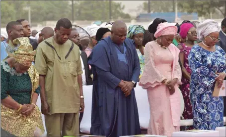  ??  ?? L-R: Pastor Folu Adeboye; General Overseer, Redeemed Christian Church of God (RCCG) Worldwide, Pastor Enoch Adeboye; Lagos State Governor, Mr. Akinwunmi Ambode; his wife, Bolanle; and Chief Judge of the state, Justice Opeyemi Oke, during the 2018...