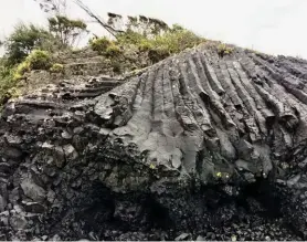  ?? GEOTURISMO PATAGONIA VERDE ?? Basaltos de Punta Poe.