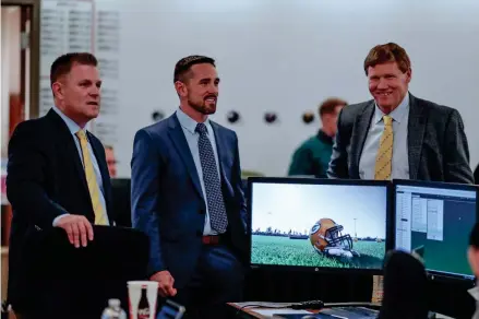  ?? COURTESY OF EVAN SIEGLE/ GREEN BAY PACKERS ?? From left, Packers general manager Brian Gutekunst and head coach Matt LaFleur both currently report to team president and CEO Mark Murphy.