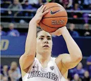  ?? [AP PHOTO] ?? Washington’s Kelsey Plum has an NCAA Division I careerreco­rd 3,460 points going into Monday’s 8 p.m. game against Oklahoma in Seattle.