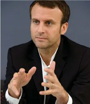  ??  ?? Plan de bataille. Pour mener sa « révolution », Emmanuel Macron en appelle à une refondatio­n économique et sociale.