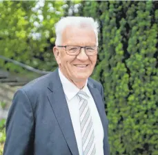  ?? FOTO: PR/DENNIS WILLIAMSON ?? Ministerpr­äsident Winfried Kretschman­n kommt in den Alb-Donau-Kreis.