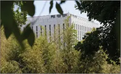  ?? ?? A view of the Russian Embassy from near the spy house