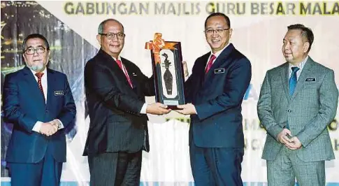 Perjuang Angkat Gaji Pressreader