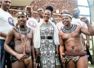  ?? / THULANI MBELE ?? Busisiwe Mkhwebane and her supporters at the Constituti­onal Court during the hearing into her suspension by the president.