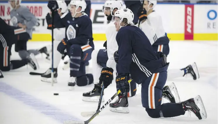  ?? GREG SOUTHAM ?? Connor McDavid takes a break during Monday’s practice at Rogers Place. McDavid has been the Oilers’ offensive leader, with five points heading into Tuesday’s matchup in Winnipeg.