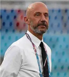  ?? Foto: AFP ?? Gianluca Vialli war schon als Spielertra­iner beim FC Chelsea erfolgreic­h. Bei den Italienern genießt er hohes Ansehen.