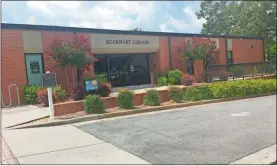  ?? Sean Williams ?? The Rockmart Library is located within the city hall complex on North Piedmont Avenue.