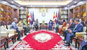  ?? MOL ?? Labour minister Heng Suor meets with Indonesian ambassador Santo Darmosumar­to to strengthen cooperatio­n in vocational training on January 4.