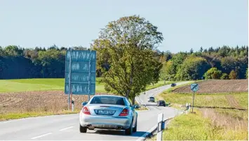  ?? Foto: Julian Leitenstor­fer ?? Eine intensive Bestandsau­fnahme durch den Arbeitskre­is der Verwaltung­sgemeinsch­aft Windach hat gezeigt: Die Bürger sähen eine Radwegever­bindung zum Beispiel zwischen Windach und Eresing im Alltag als sehr wichtig an.