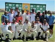  ?? Picture: DANIELS MEDIA ?? TOP SCORE: The EP Grahamstow­n Rural cricket team with the SA Coastal Rural trophy
