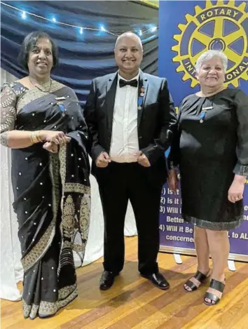  ?? Picture: SUPPLIED ?? NEW BLOOD: Binesh Bharat, centre, was inducted as the newly elected president of the King William s Town Rotary Club recently. He is joined by Rotary Anns newly inducted presidents Pam
’
Govender, left, and Ingrid van Heerden at the King William s Town Bowling Club
’