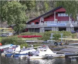  ??  ?? Gullfabrik­ken. Fra dette stedet har Norges beste roere og padlere trent i en årrekke. Utenpå ser det ikke så verst ut.