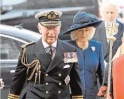  ??  ?? CARLOS SERÁ REY
El plan para el acceso del Príncipe Carlos al trono se llevará a cabo de forma simultánea a los honores a la difunta monarca