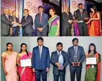  ??  ?? The Bank of Ceylon team receiving the award at the Best Corporate Citizenshi­p Awards 2017.