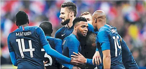  ??  ?? Francia. Los Bleus quieren mantenerse reinando en Europa. Los medios galos aseguran que Zidane le sonríe a la selección francesa y que podría ser el encargado de llevarlos a la Euro 2020.