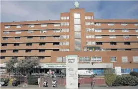  ??  ?? Hospital Materno de Badajoz, donde fue trasladado el menor.