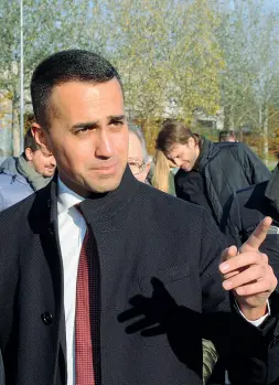  ??  ?? Agli impianti di Contarina Luigi Di Maio ieri era a Spresiano, nel Trevigiano