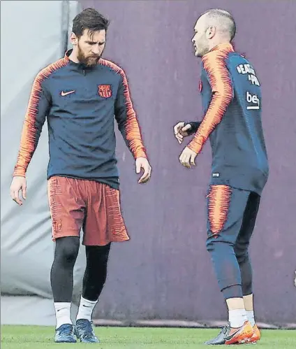  ?? FOTO: FCB ?? Leo Messi y Andrés Iniesta, durante el entrenamie­nto de ayer previo al último Clásico del gran capitán del Barça