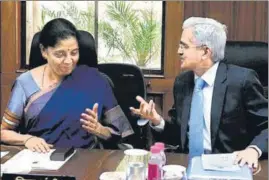  ?? HT ?? File photo of finance minister Nirmala Sitharaman with RBI governor Shaktikant­a Das. The central bank had pledged to support the government’s ₹12 lakh crore borrowing programme.