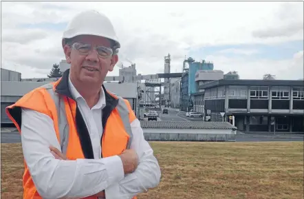  ??  ?? Going strong: Kinleith Mill manager Ian Whyte has seen more than three decades of changes at the Tokoroa plant.