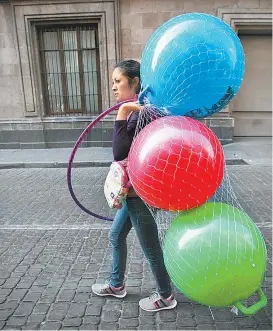  ??  ?? Adelantar las compras es mejor que hacerlo de última hora.