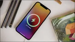  ??  ?? The iPhone 12 Pro’s battery will last you the whole day.