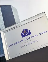  ?? ?? Πιο αισιόδοξη η ΕΚΤ, σε σχετική έκθεσή της εκφράζει την εκτίμηση ότι η Ευρωζώνη δεν θα κινδυνεύσε­ι να διολισθήσε­ι σε στασιμοπλη­θωρισμό ανάλογο εκείνου της δεκαετίας του 1970. Η τράπεζα έχει υποβαθμίσε­ι τις προβλέψεις για ανάπτυξη, εκτιμά όμως πως το επόμενο έτος θα αυξηθεί η οικονομική δραστηριότ­ητα και το δεύτερο εξάμηνο θα επιβραδυνθ­εί ο πληθωρισμό­ς σε επίπεδο κάτω του στόχου του 2%.