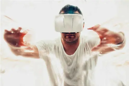  ?? Foto: iStock/South_agency ?? Virtuelle Realität auf der Brille ist angesagt auf der diesjährig­en Gamescom.