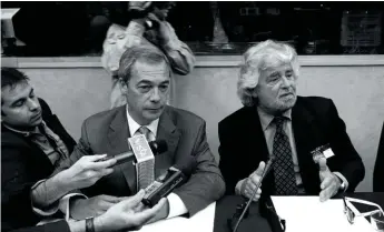  ??  ?? Friends reunited: Nigel Farage and Beppe Grillo in the European Parliament in 2014