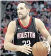  ?? CARLOS OSORIO/AP ?? Former Rockets and Suns forward Ryan Anderson, is 6-10 with longrange shooting capabiliti­es.