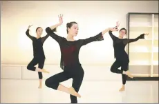  ?? PROVIDED TO CHINA DAILY ?? Song Yuanyuan (center) performs Chinese classic dance.